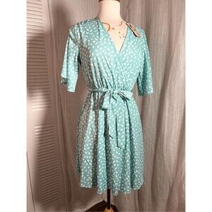 Boutique Dress Size S Modern Brand New Soft Feminine Whimsical Dress